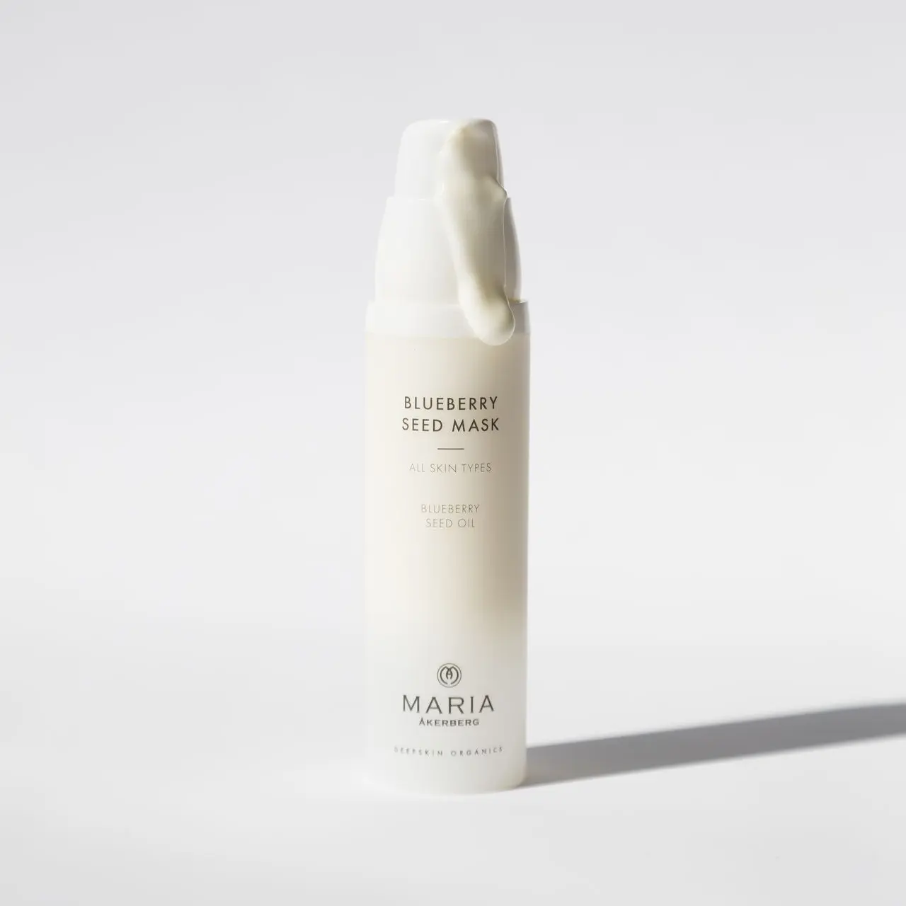 Blueberry Seed Mask: Kalmerend en versterkend gezichtsmasker met vitamine-rijke bosbessenzaadolie.
