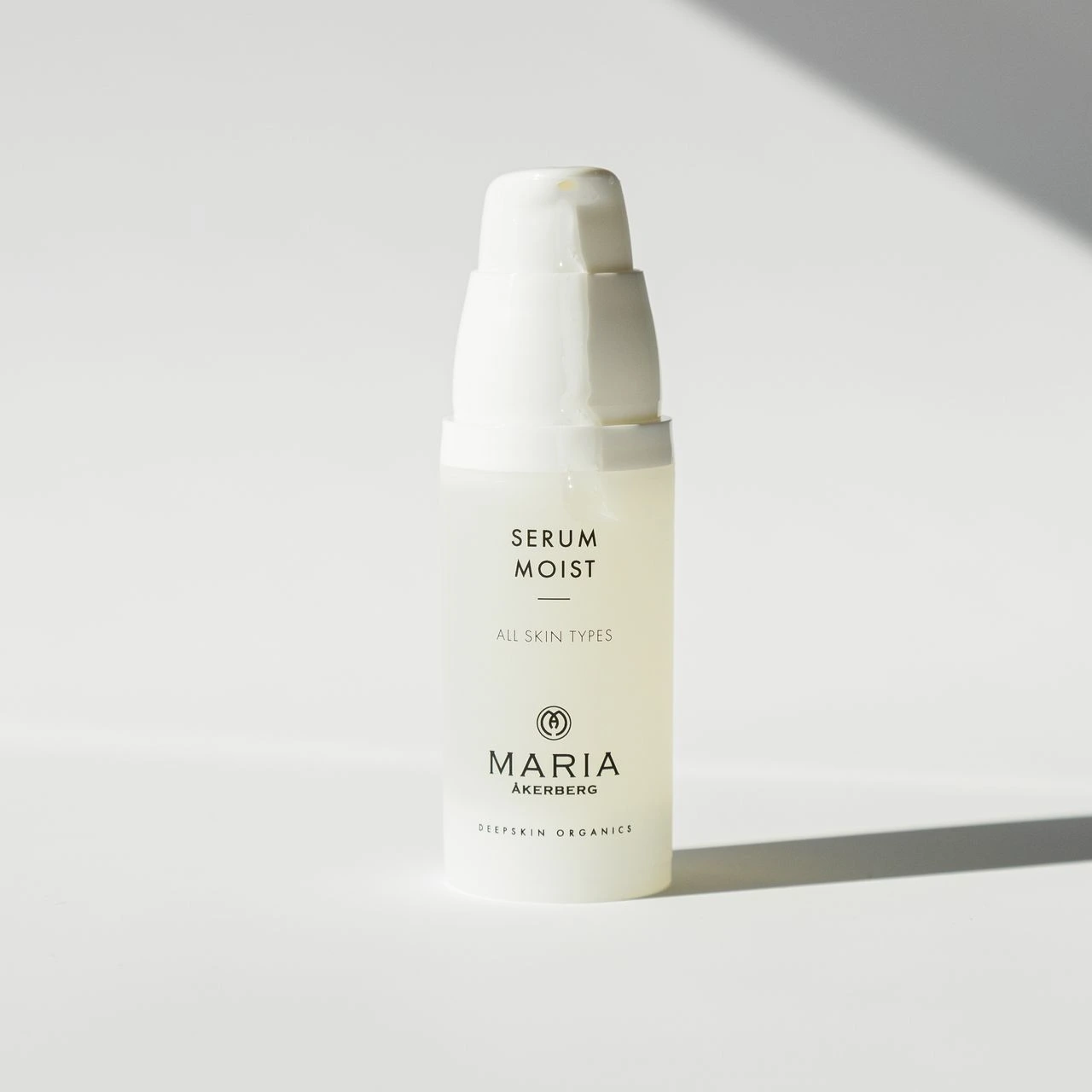 Serum Moist: Feuchtigkeitsspendendes Serum für trockene Haut
